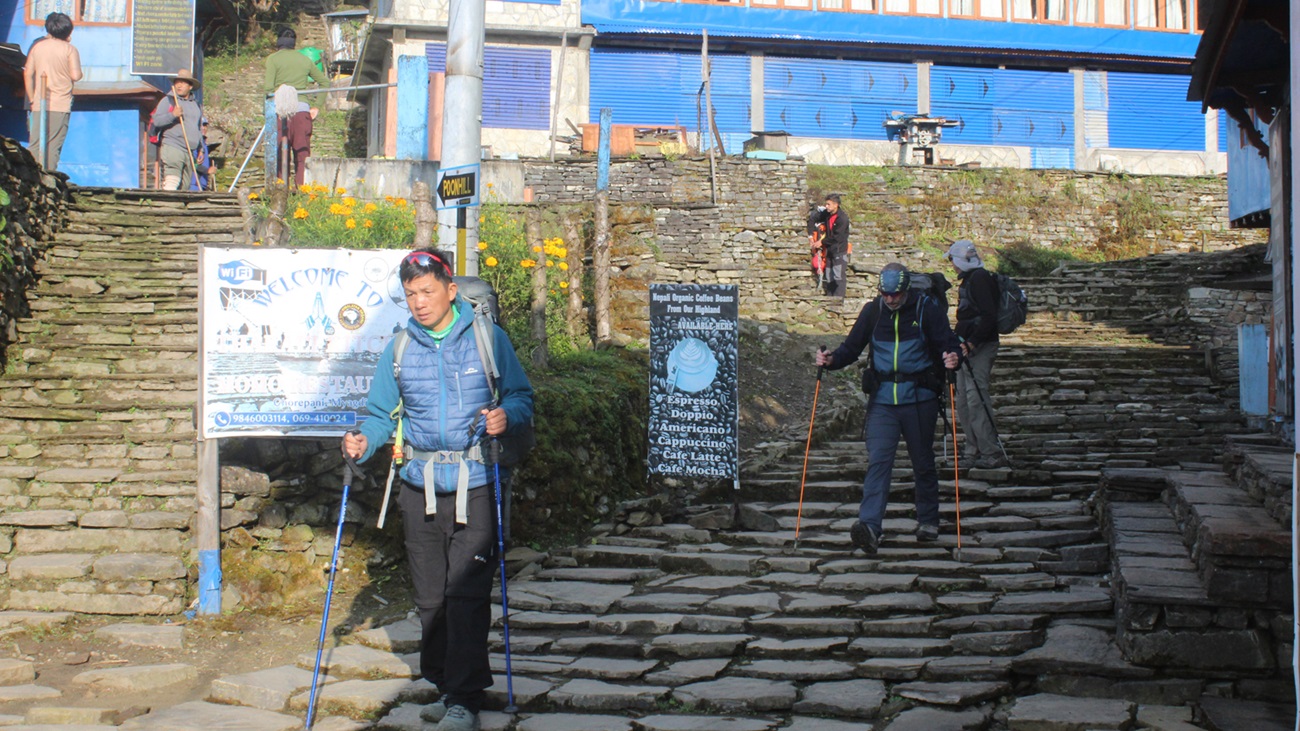 पुनहिल-घोडेपानीमा पर्यटक आगमन उत्साहजनक