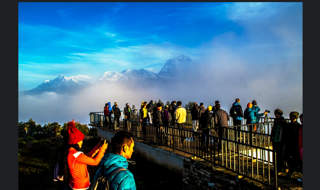 दसैँपछि घोडेपानी र पुनहिलमा पर्यटक बढे