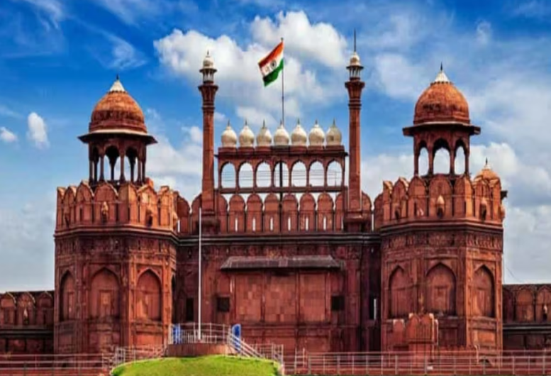 दिल्लीमा पटकामाथि स्थायी प्रतिबन्ध लगाउन सर्वोच्च अदालतको निर्देशन