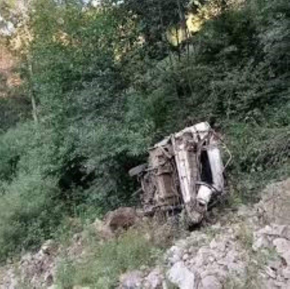 कालीकोटमा जीप दुर्घटना हुँदा ६ जनाको ज्यान गयो, १३ जना घाइते