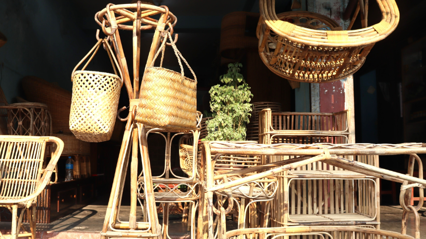 बेतका फर्निचर बेचेर मासिक ५० हजार आम्दानी