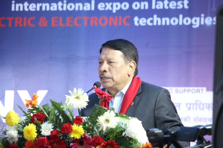 नीजि क्षेत्रलाई मन्त्री सिंहको आग्रह- उत्पादनको क्षेत्रमा जोड दिनू