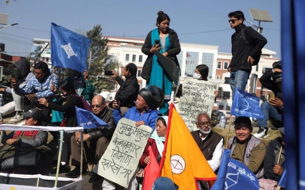 पाथीभरा क्षेत्र संरक्षणको माग गर्दै काठमाडौँमा प्रदर्शन, केबलकार निर्माण खारेजकाे अडान