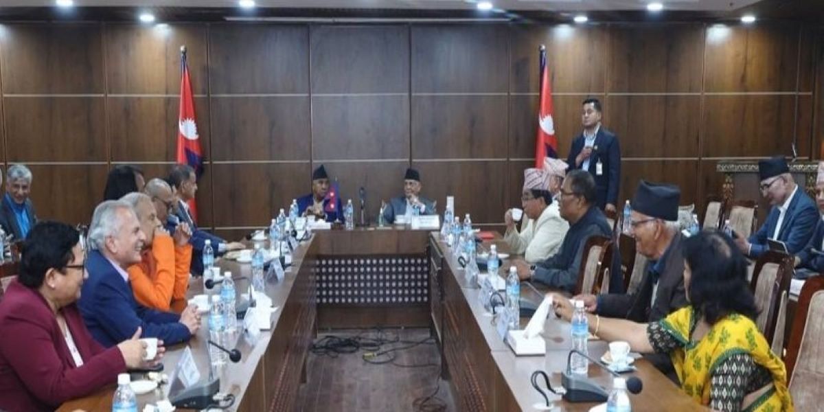 गणतन्त्र विरुद्धको गतिविधिमा मुख्य जिम्मेवार ज्ञानेन्द्र शाह: प्रमुख दलहरु