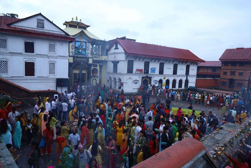 Devotees throng on the first Monday of Shrawan — what is its significance?