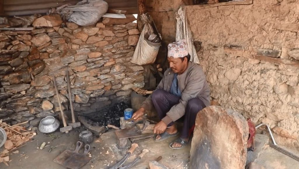 ग्रामीण क्षेत्रमा अझै कायम छ ‘बालीघरे प्रथा’