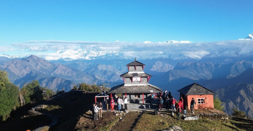 प्रकृति र संस्कृतिको संगम तीनचुले