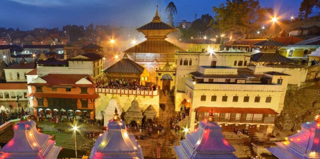 महाशिवरात्रिमा पशुपति जानेलाई प्रहरीले भन्यो- गरगहना लगाएर नजानू