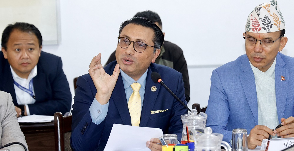 नेपालकै इतिहासमा सबैभन्दा ठुलो वित्तीय अपराधको छानबिन भइरहेको छः अर्थमन्त्री वाग्ले