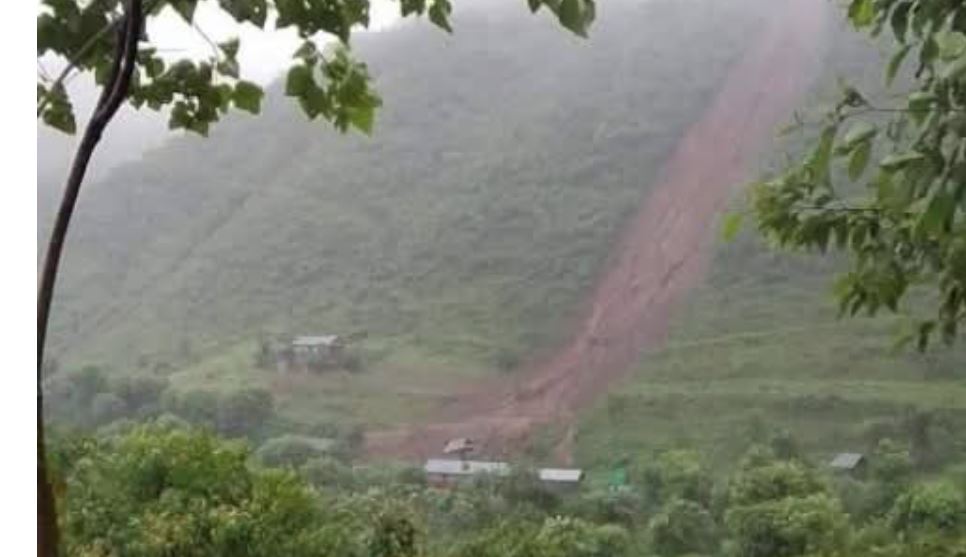 पहिरोमा परी पाल्पामा दुई जनाको ज्यान गयो, तीन बेपत्ता